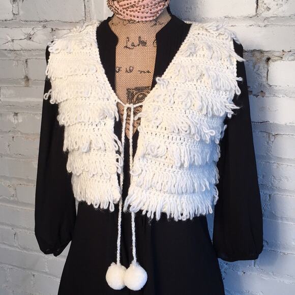 Rosa Rose Boho vest with pompon tassels L/XL NWOT - Picture 1 of 8